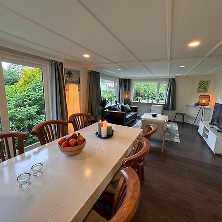 Ruim En Luxe Chalet Privetuin - Park 'De Ijsvogel' Leilighet Voorthuizen Eksteriør bilde
